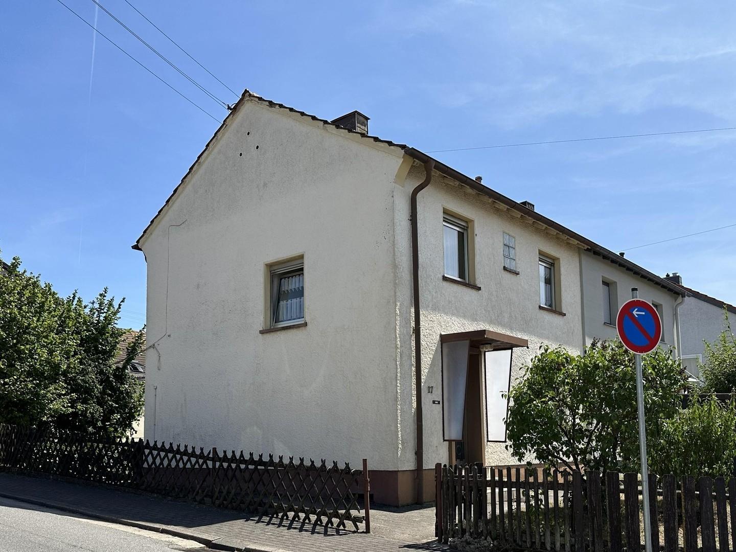 Straßenseite