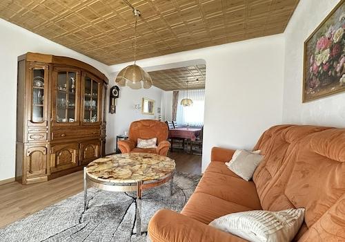 Wohnzimmer m. Esszimmer