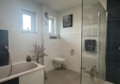 Badezimmer EG