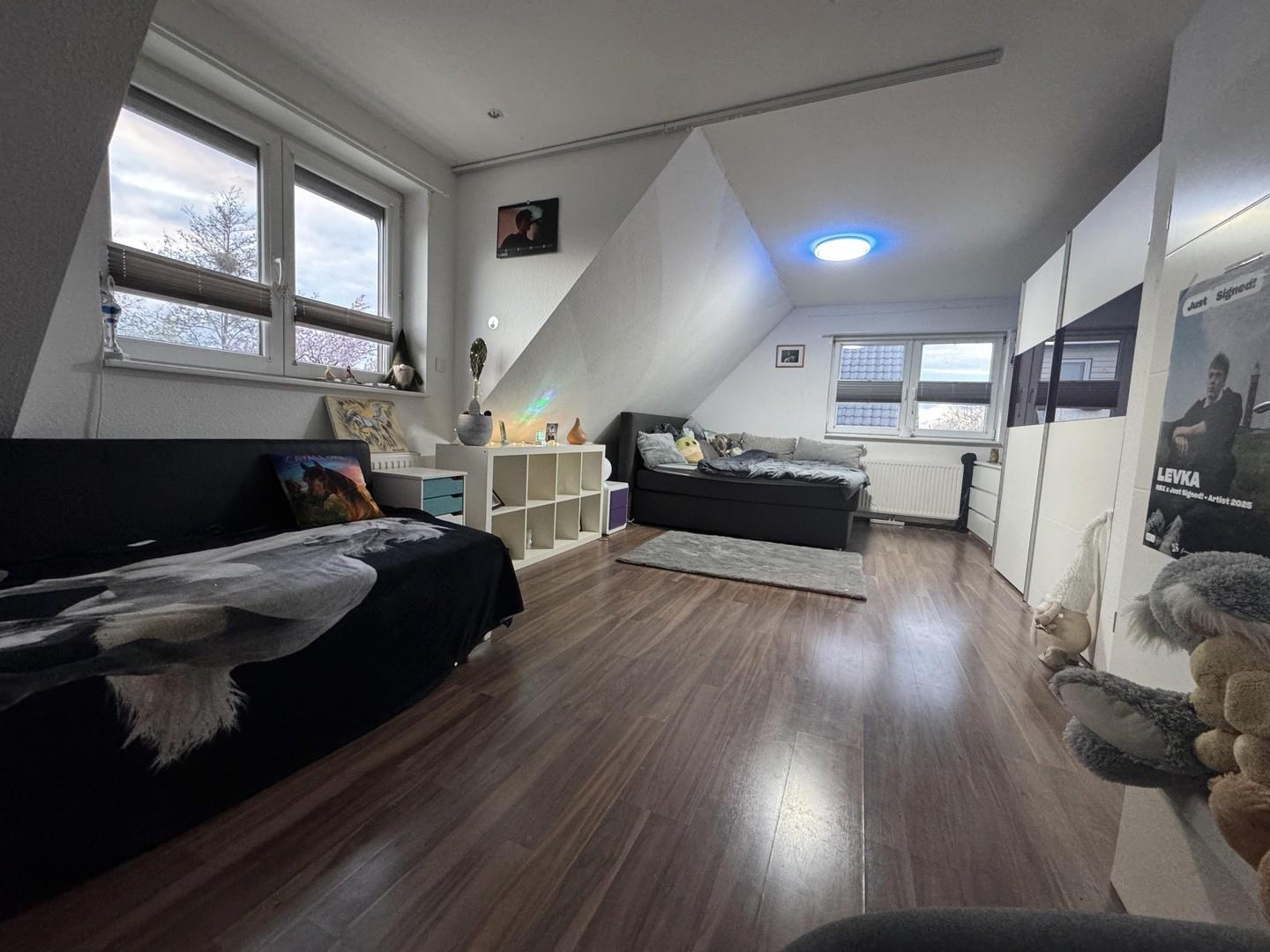 Zimmer 1 OG