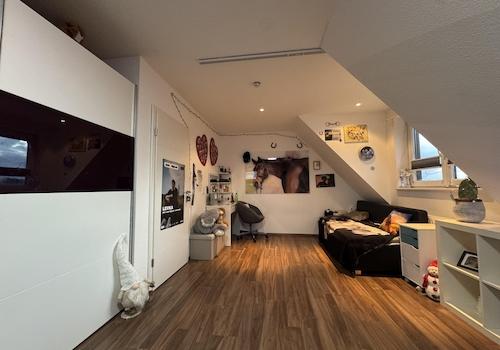 Zimmer 1 OG
