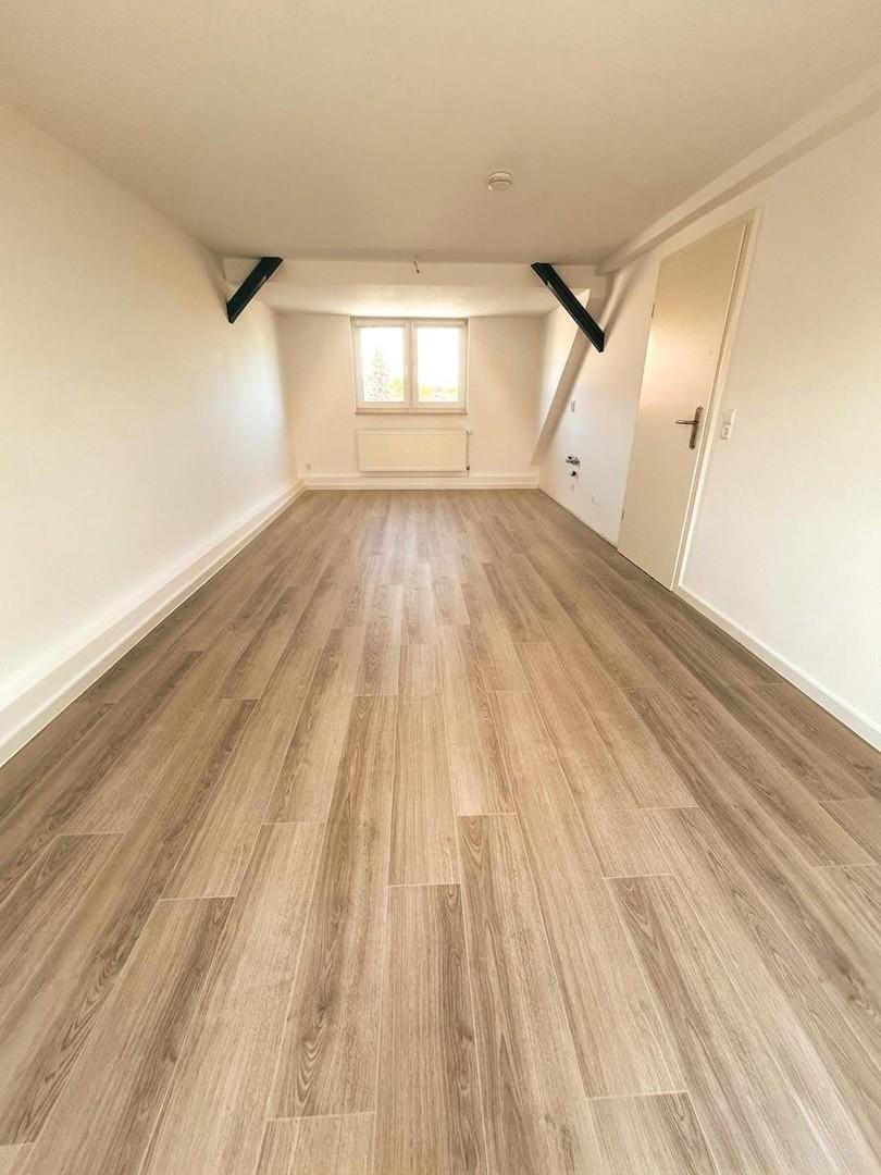 Wohn/Esszimmer1