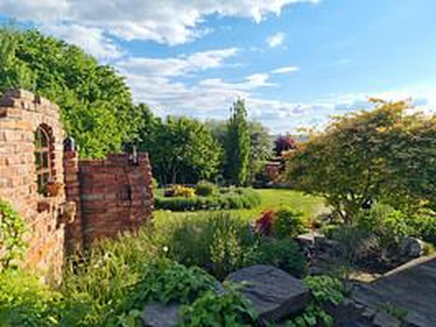 Garten Blick n. Süden