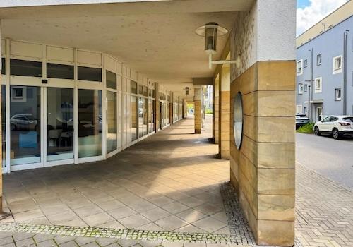 Schaufenster auf Nord und West