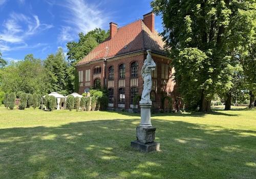 Villa (2)