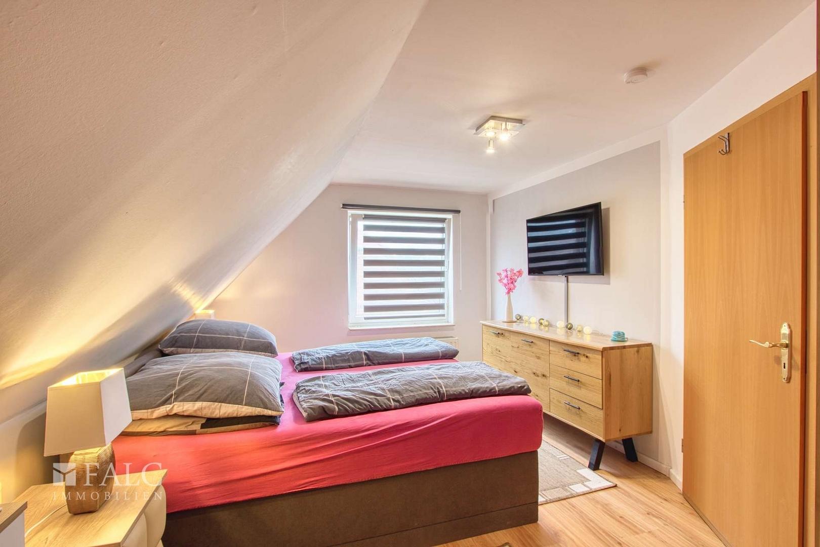 Schlafzimmer DG