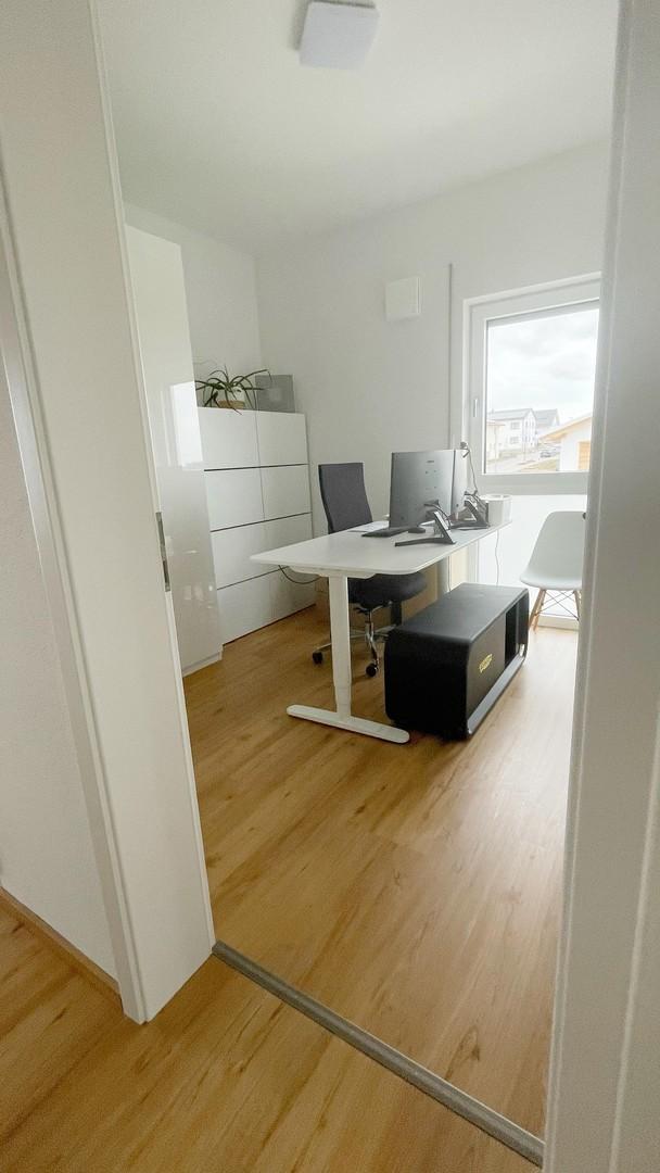 Büro / Kinderzimmer 