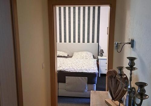 Blick ins Schlafzimmer