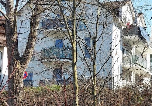 Westseite mit Westbalkon