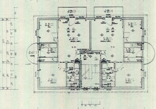 Wohnung links