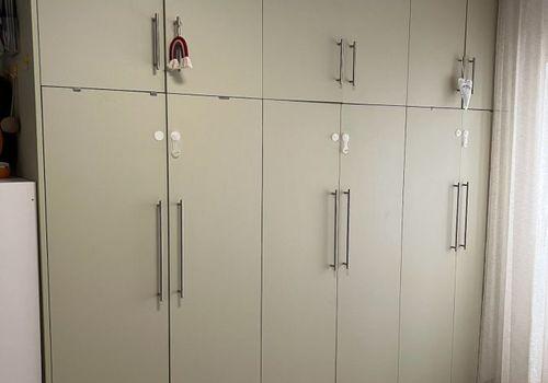 Kinderzimmerschrank