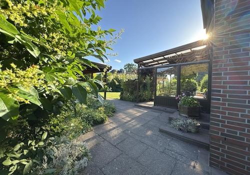 Terrasse mit Überdachtung