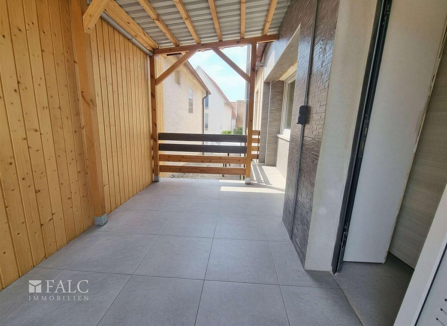 Balkon I - (KI generiert)