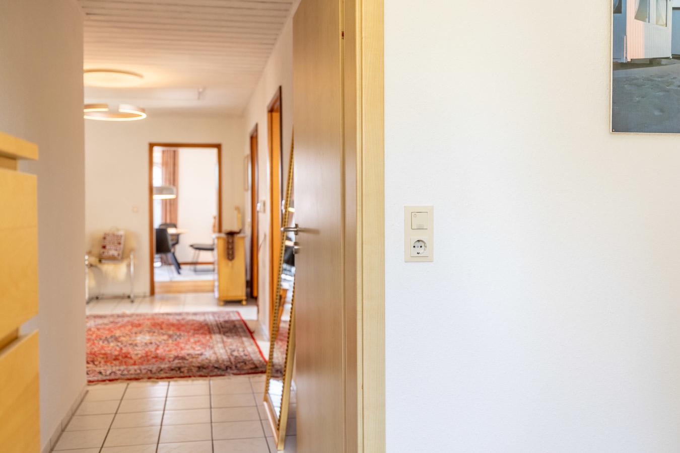 Wohnen mit Charme unter dem Dach – 4-Zimmer-Wohnung mit Westbalkon