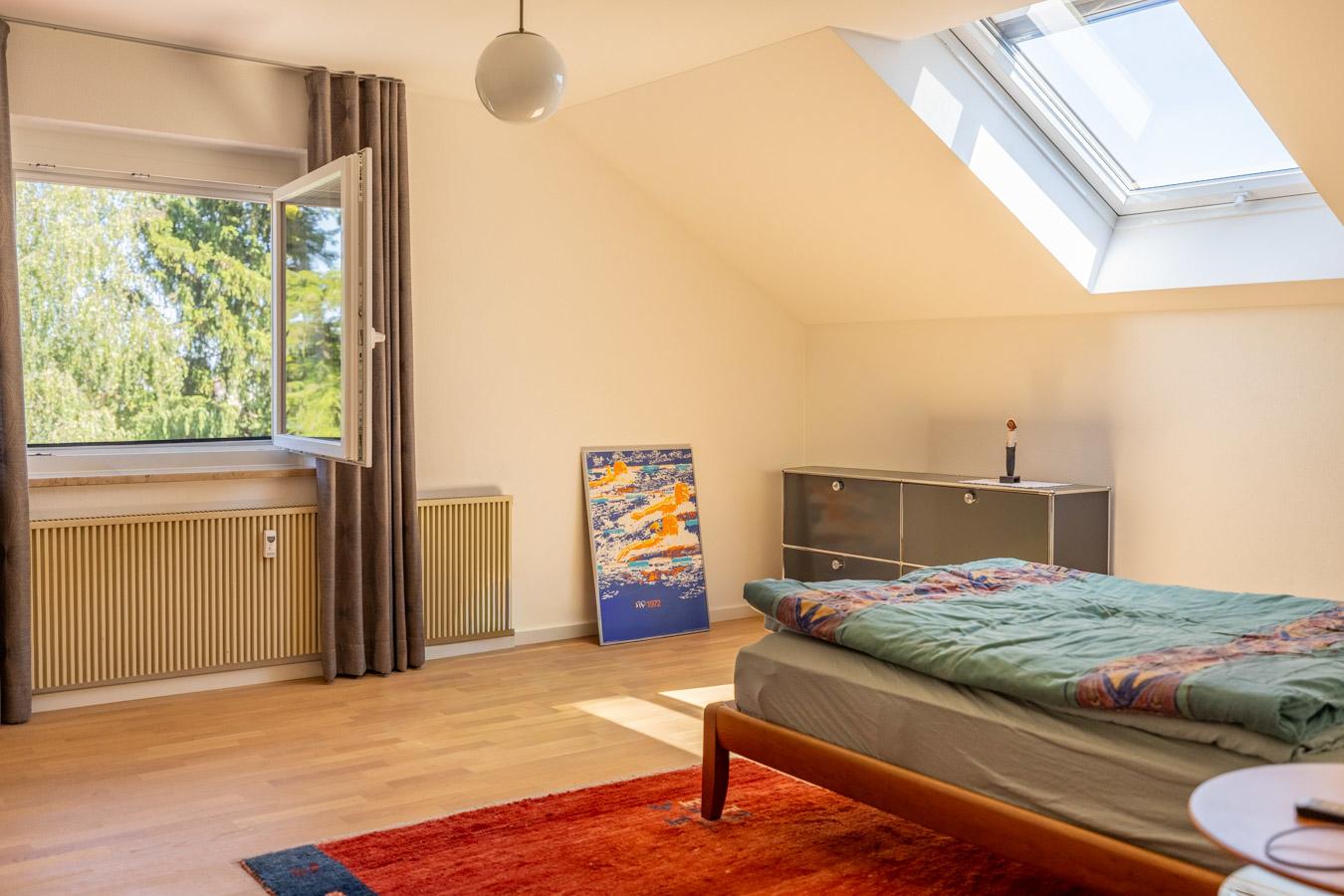 Wohnen mit Charme unter dem Dach – 4-Zimmer-Wohnung mit Westbalkon