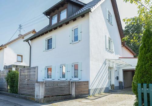Großzügiges Einfamilienhaus mit 5 Zimmern und Südterrasse