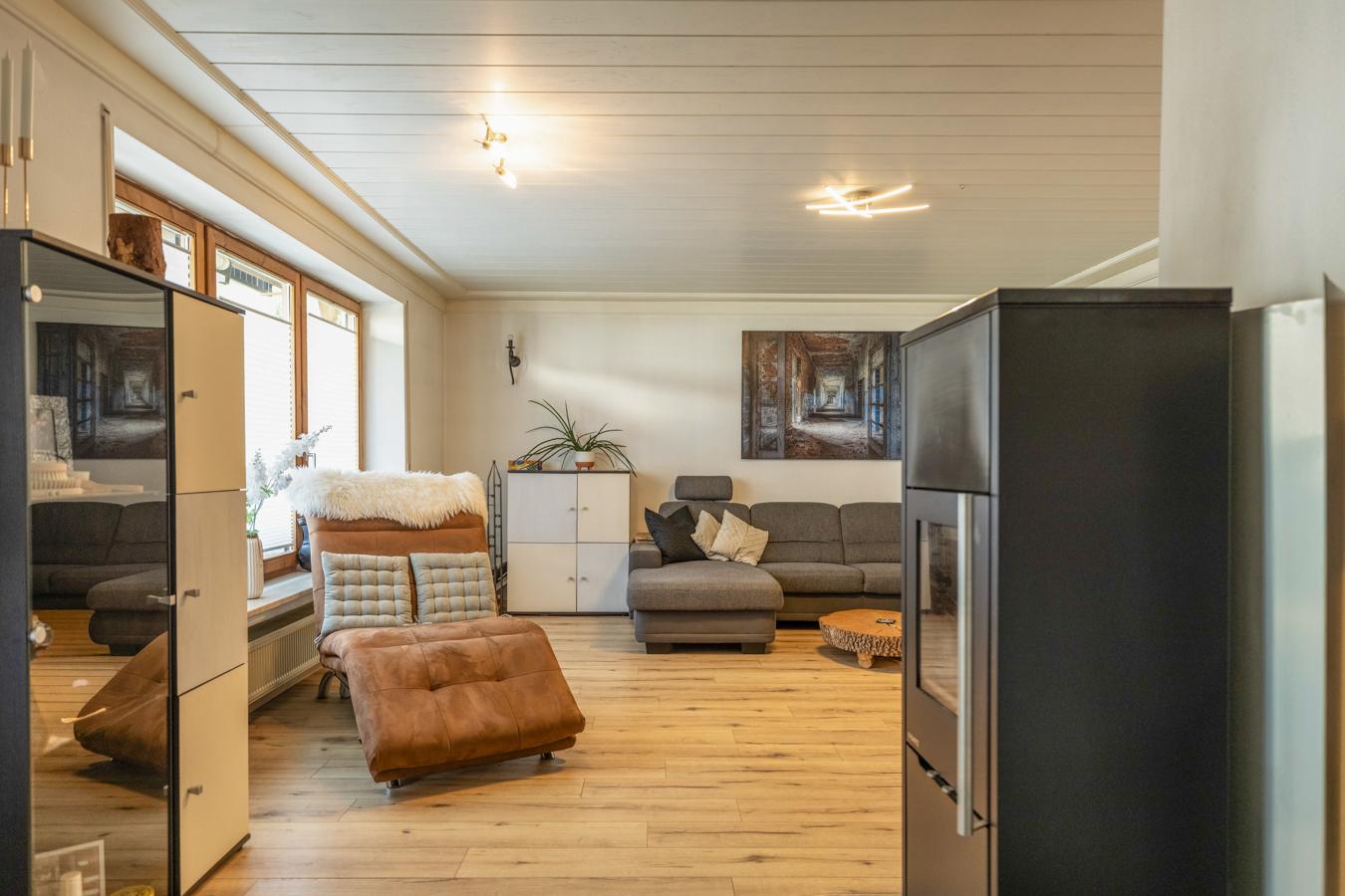 Großzügiges Einfamilienhaus mit 5 Zimmern und Südterrasse