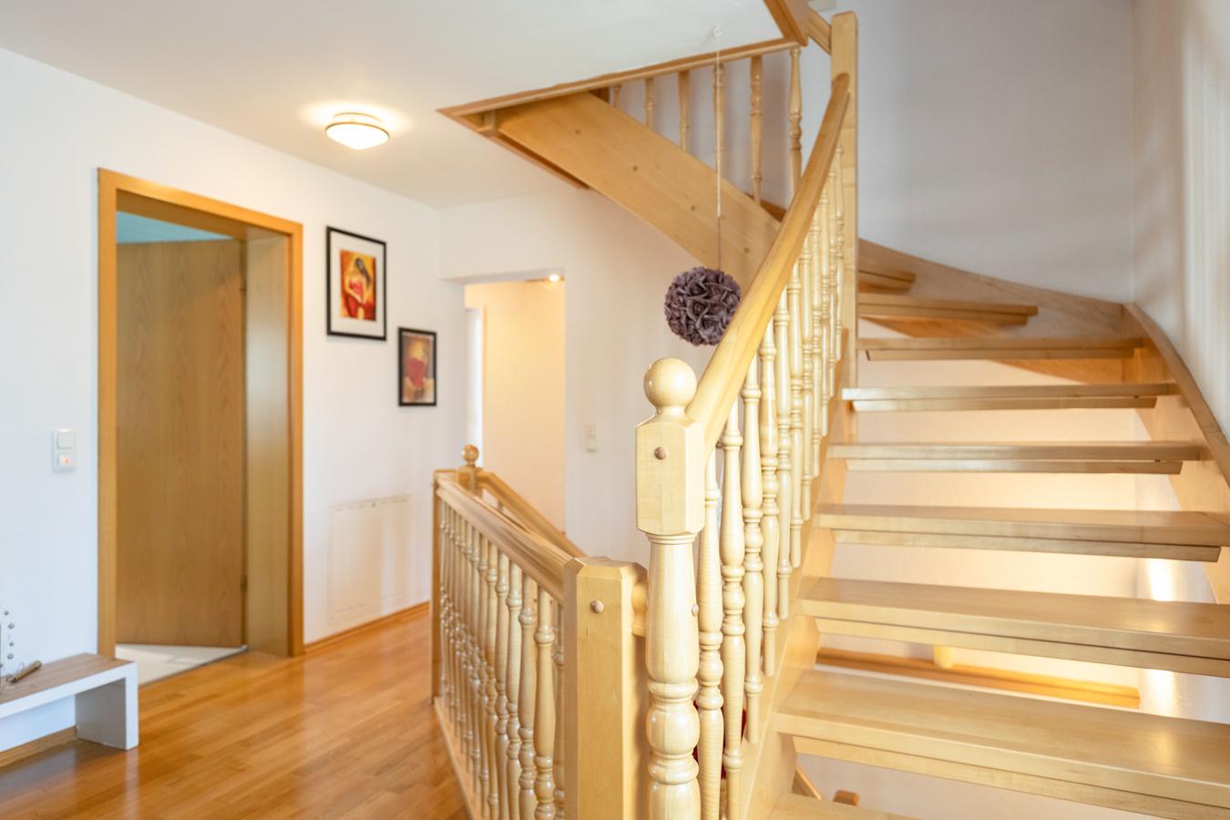 Großzügiges Einfamilienhaus mit 5 Zimmern und Südterrasse