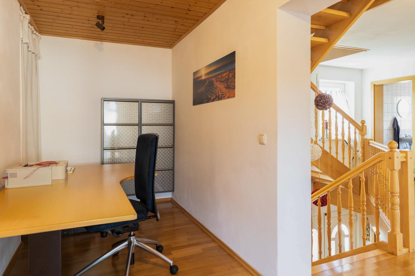 Großzügiges Einfamilienhaus mit 5 Zimmern und Südterrasse