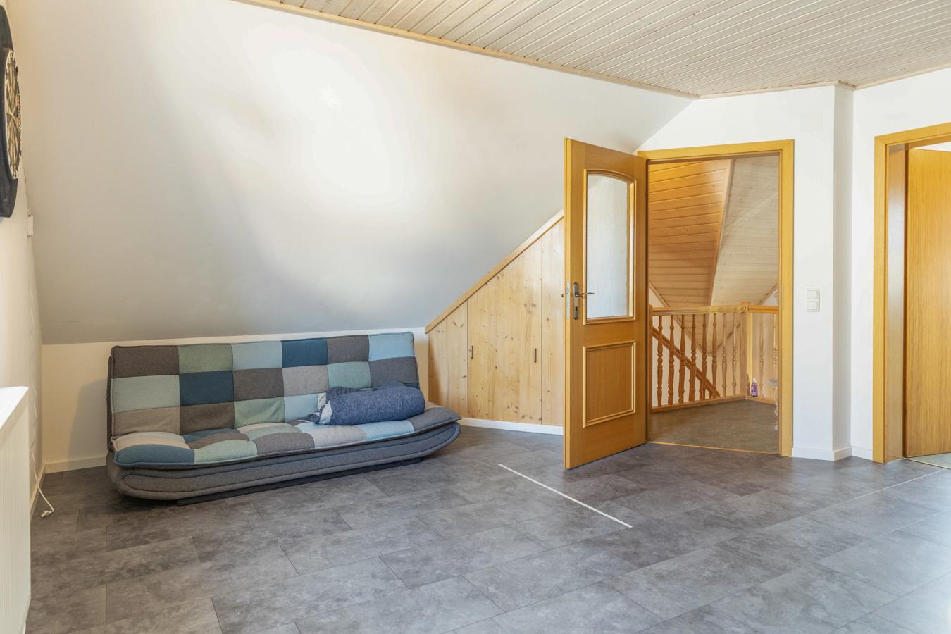 Großzügiges Einfamilienhaus mit 5 Zimmern und Südterrasse