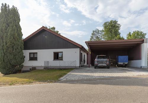 Familienglück mit großem Garte