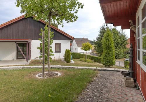 Familienglück mit großem Garte