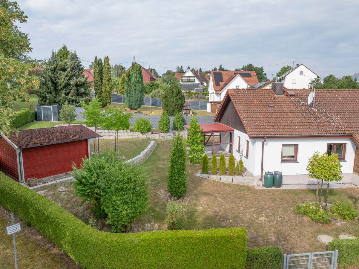Familienglück mit großem Garte