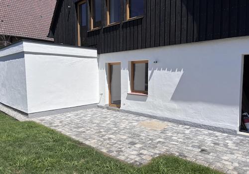 Terrasse 2 mit Garten