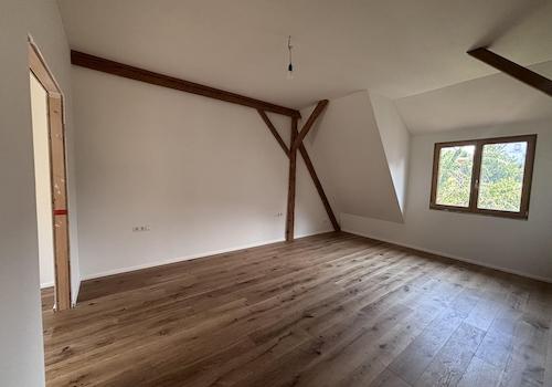 Hauptschlafzimmer mit Ankleide