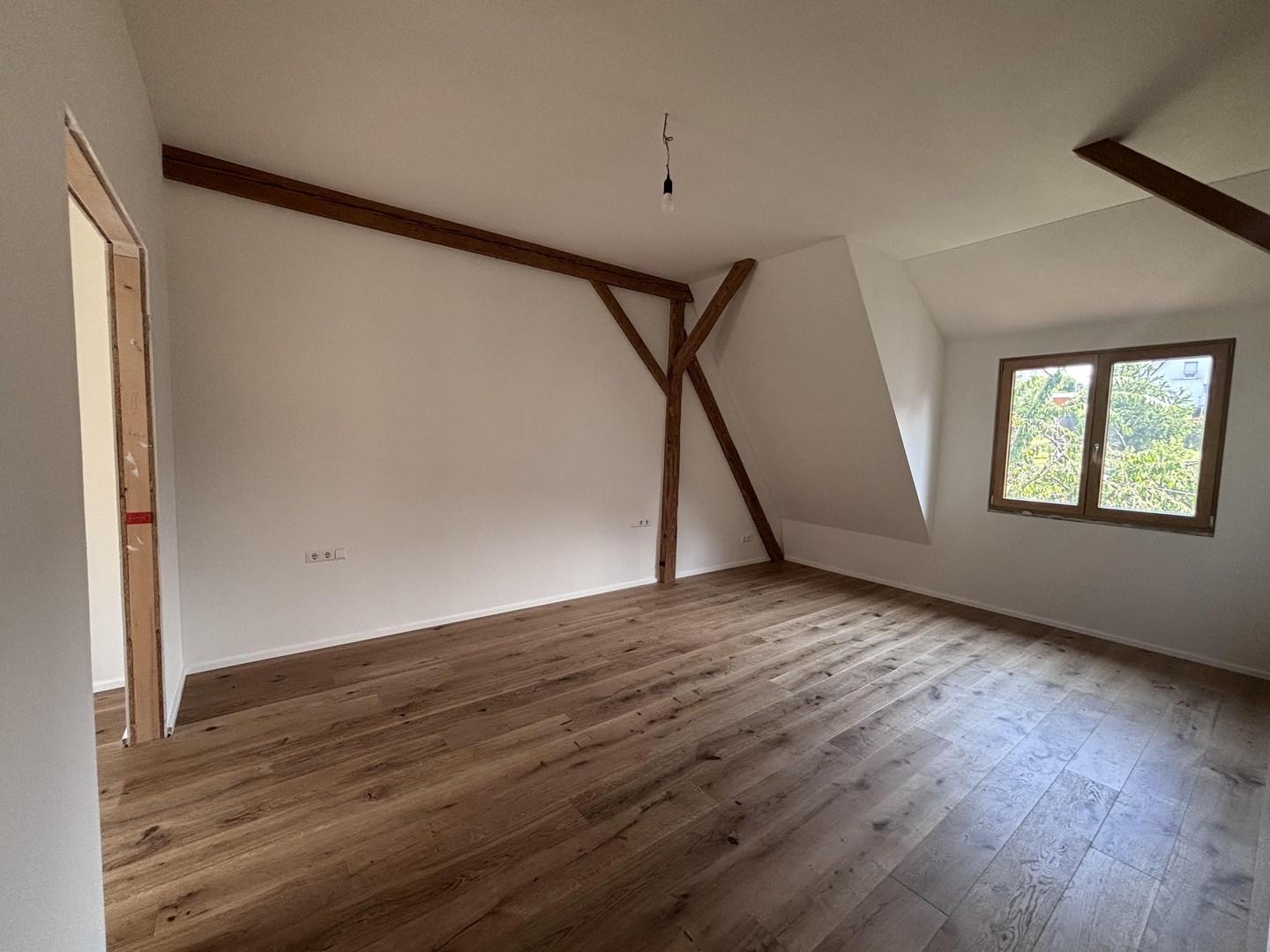 Hauptschlafzimmer mit Ankleide