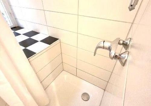 Dusche