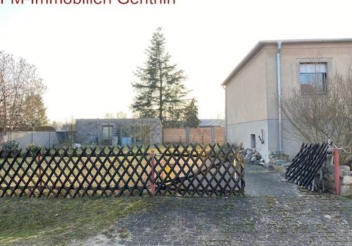 Garteneinfahrt
