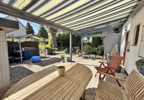 überdachte Terrasse