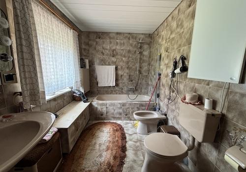 Badezimmer EG