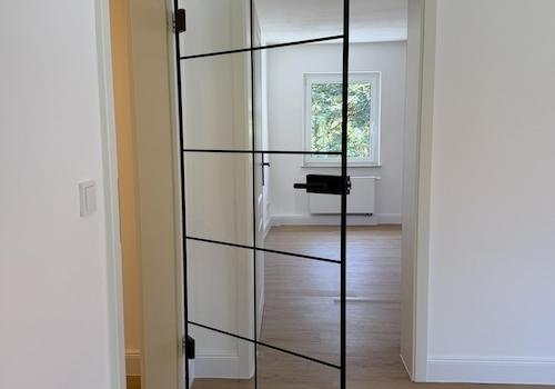 Glastür im Wohnzimmer