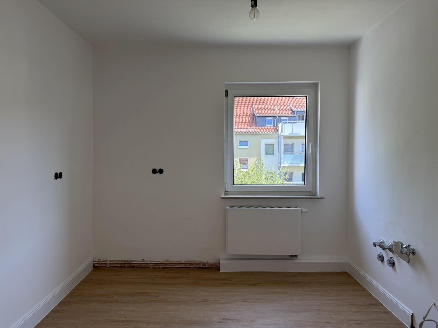 Küche (Fensterwand)
