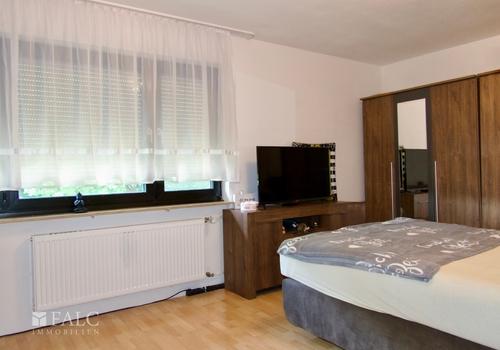 Schlafzimmer 1 von 5