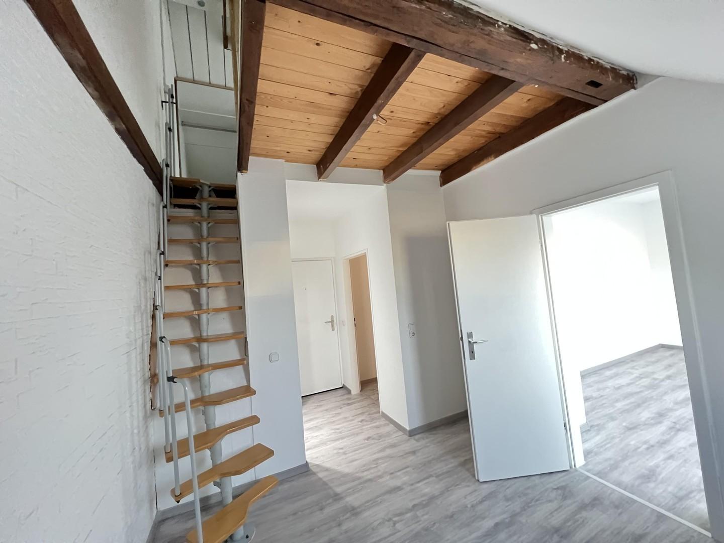 Wohnzimmer mit SpiBoAufgang