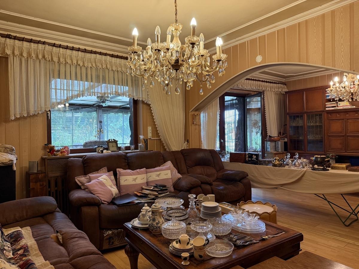 Wohn,- Esszimmer
