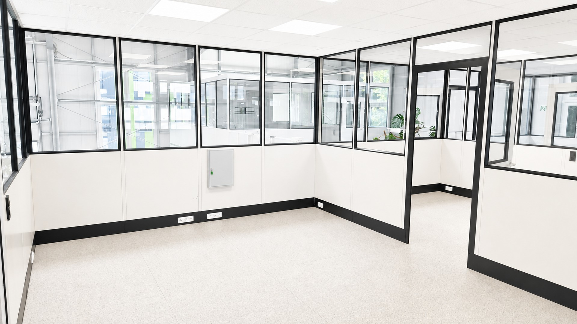 12_Halle_Büro_OG_3_24qm