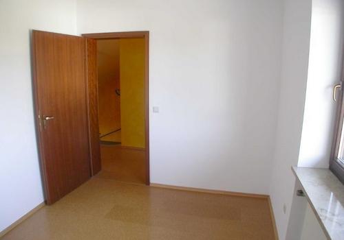 Kind 2 / Arbeitszimmer Bild 2