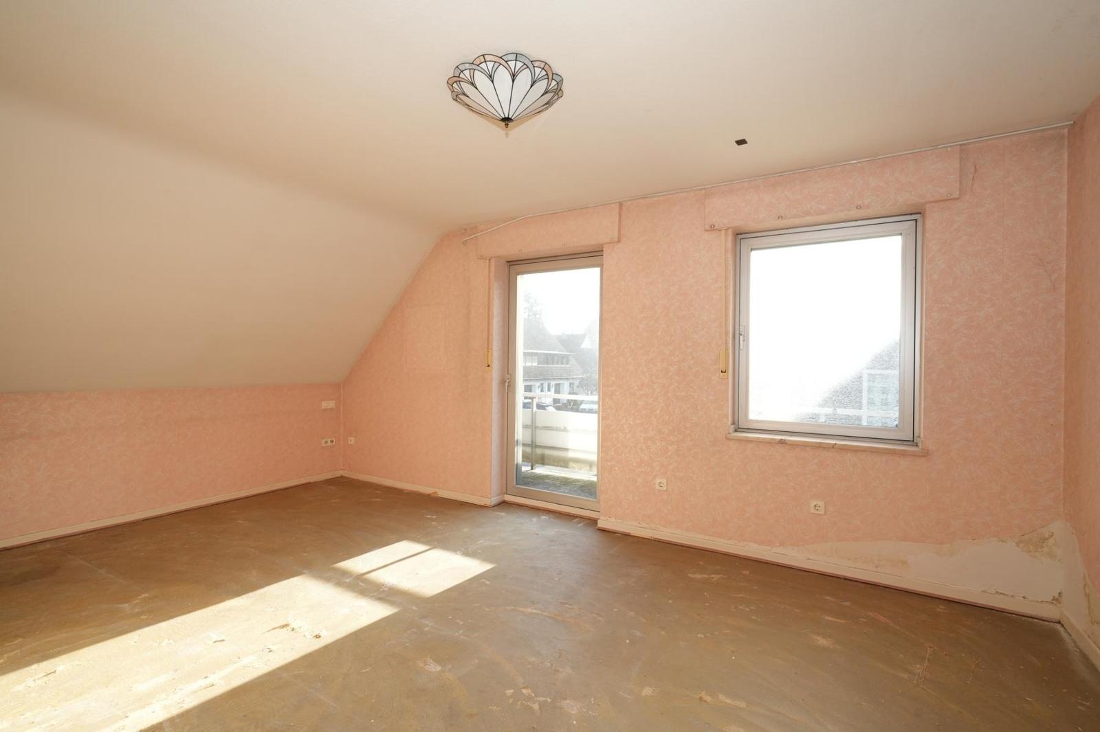 Schlafzimmer 1  