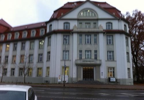 Straßenansicht