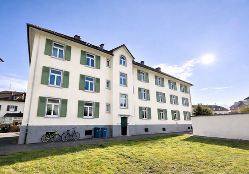 Gebäude