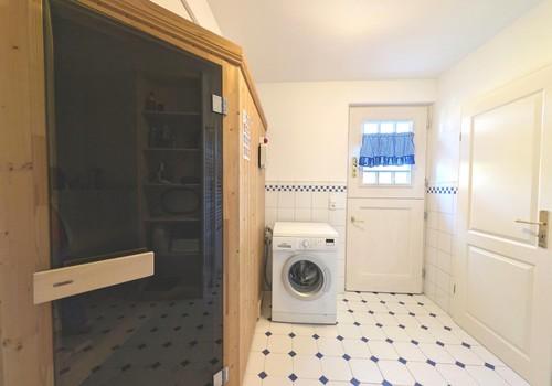 Bad 2 mit Sauna