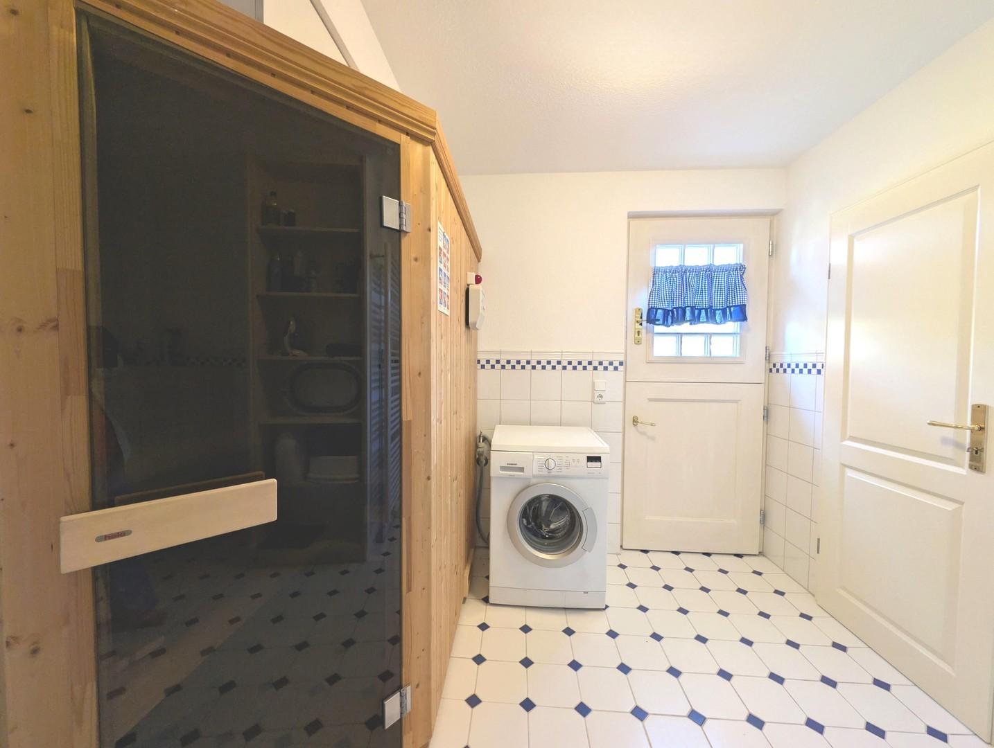 Bad 2 mit Sauna