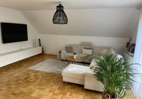 Großzügiges Wohnzimmer