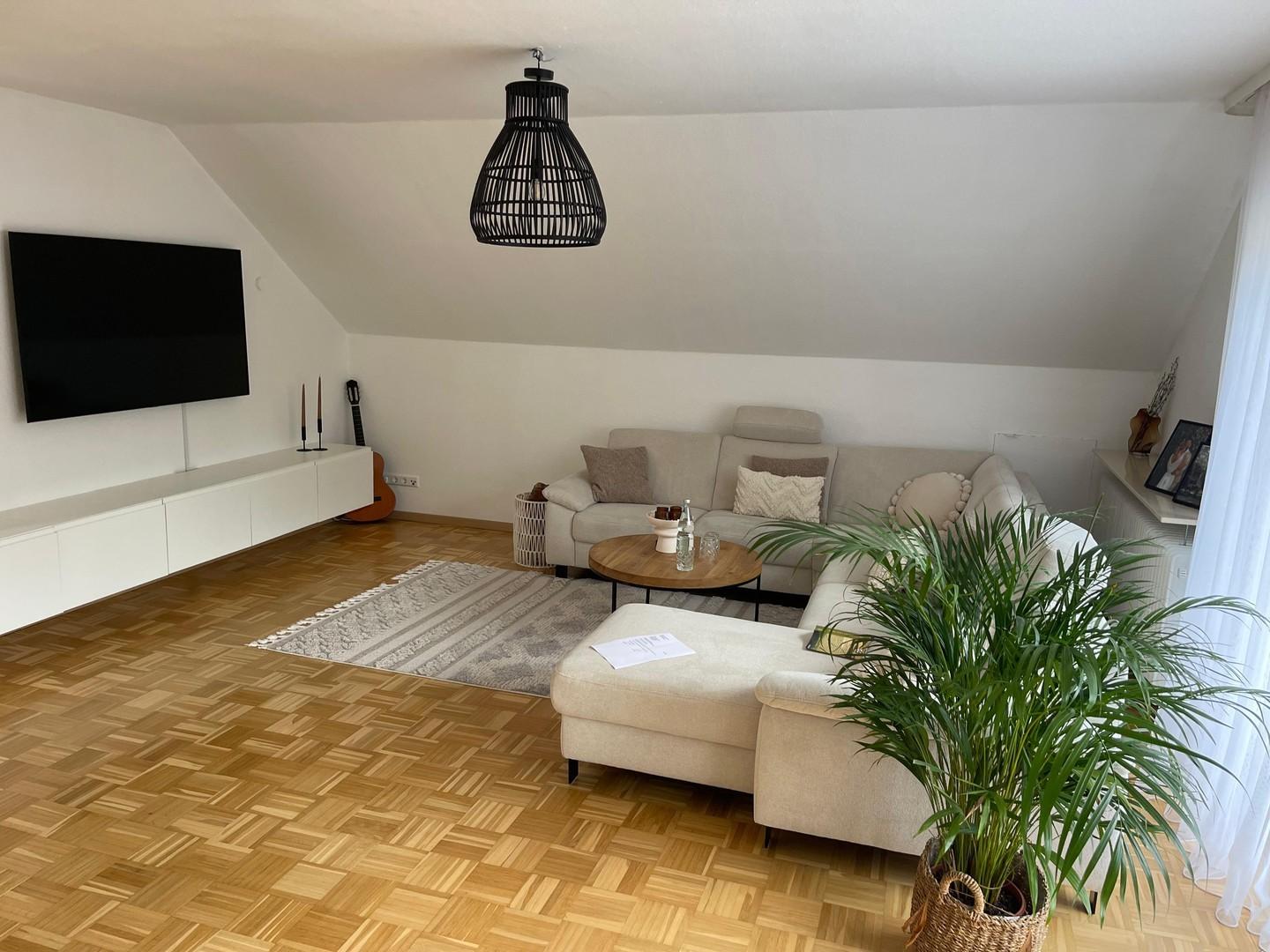 Großzügiges Wohnzimmer