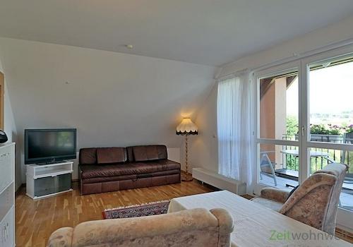 TV und Sofa