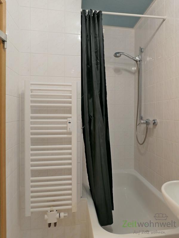 Dusche im Bad